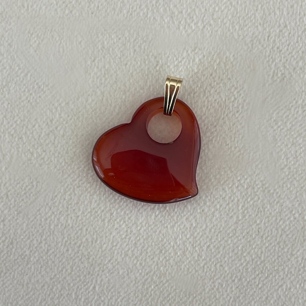Vintage Solid 14K Yellow Gold Puffy Carnelian Floating Heart Style Charm Pendant